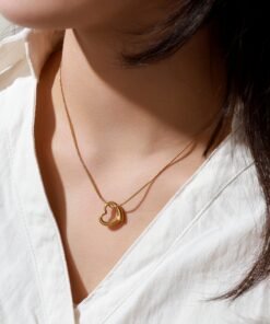 Swaying Heart Necklace