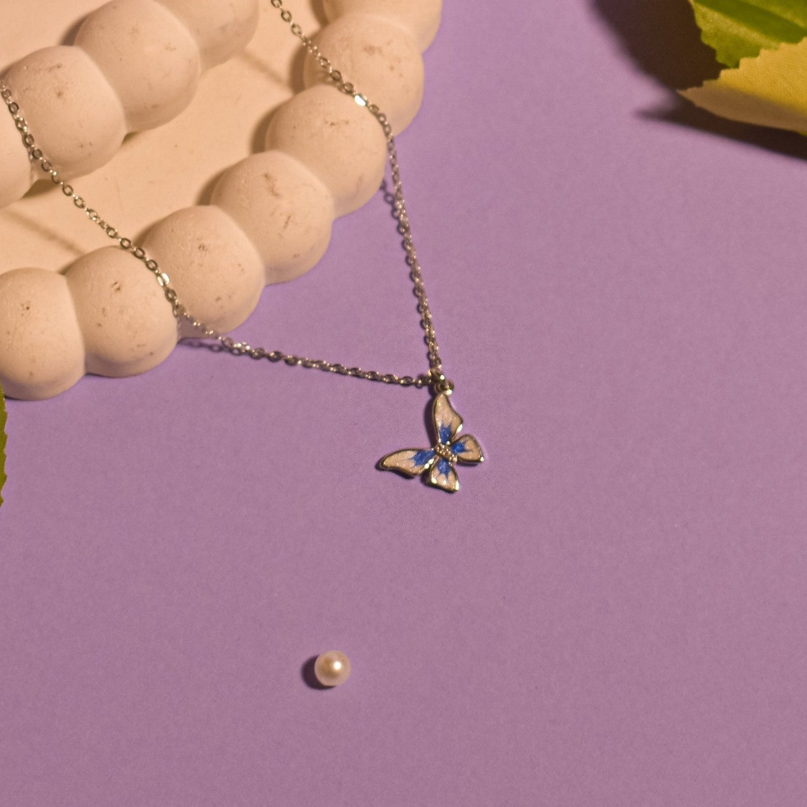 SkyButterflyNecklace_f385b8c5-edc3-48eb-9dcd-232838cde308